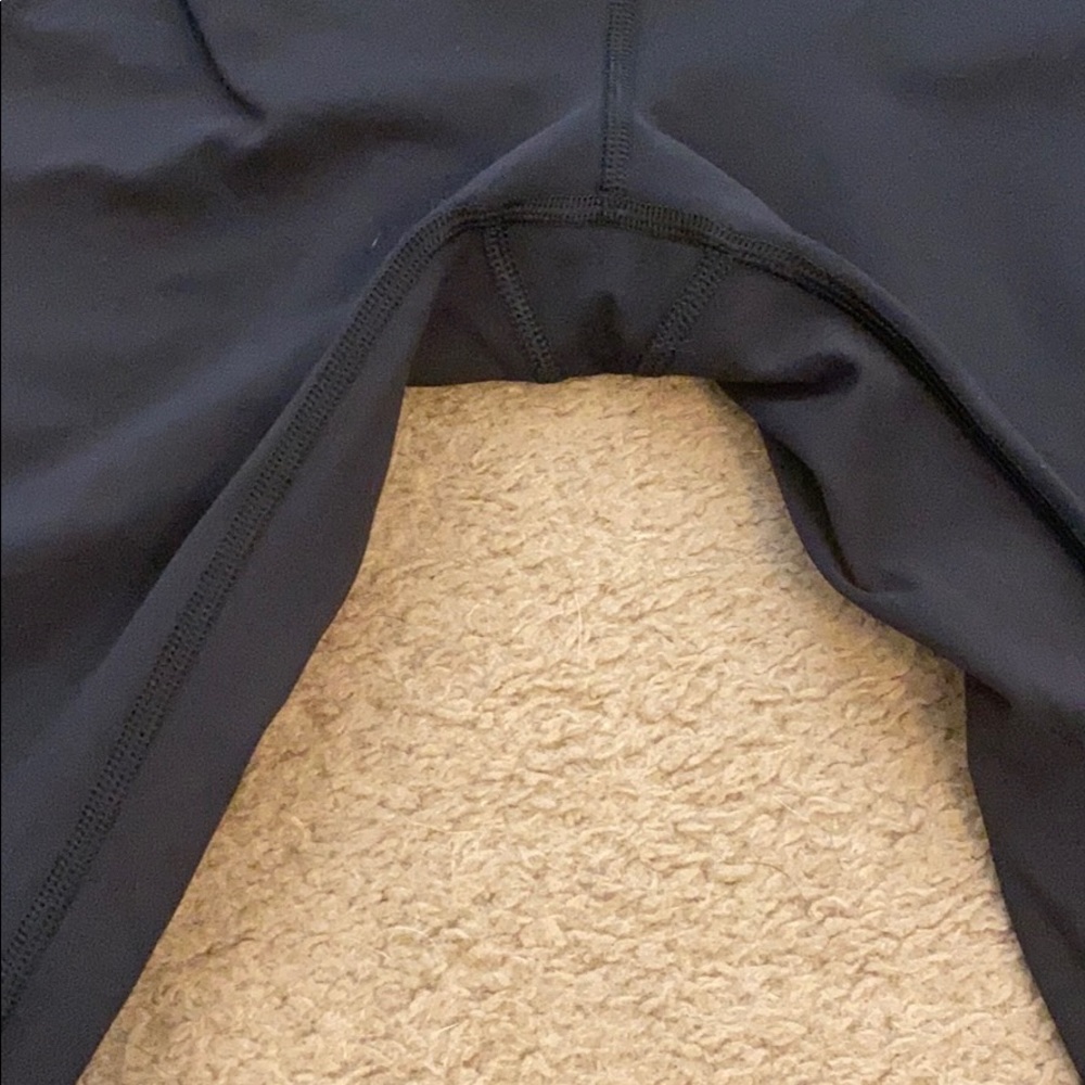 19” Lululemon Legging - Picture 5 of 6